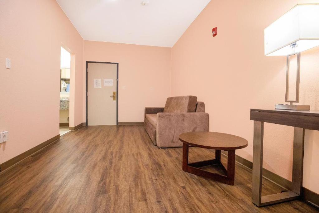 Royal Inn & Suites Adairsville Esterno foto