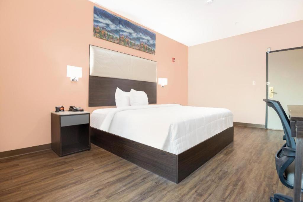 Royal Inn & Suites Adairsville Esterno foto